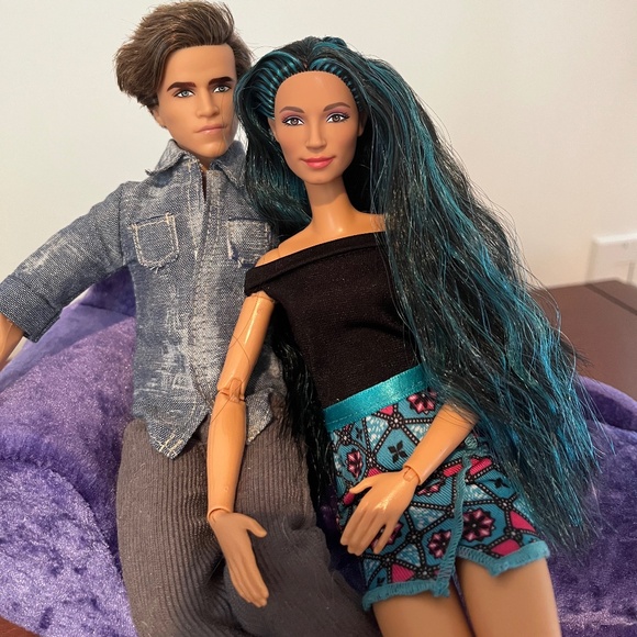 Mattel 2023 Disney The Little Mermaid Ariel’s sister Perla Doll - Picture 6 of 9